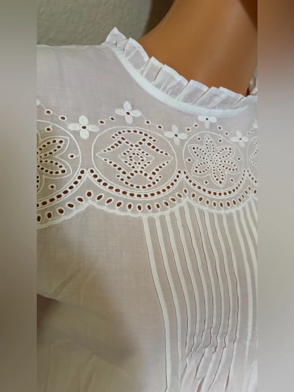Madewell NWT White Eyelet Embroidered Pintuck Blouse Top Size S MSRP $110